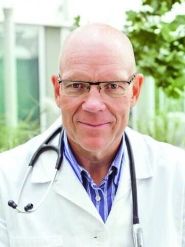 Arst Dermatoloog Виктор